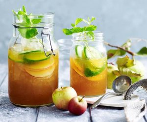 Apple pimms cocktail